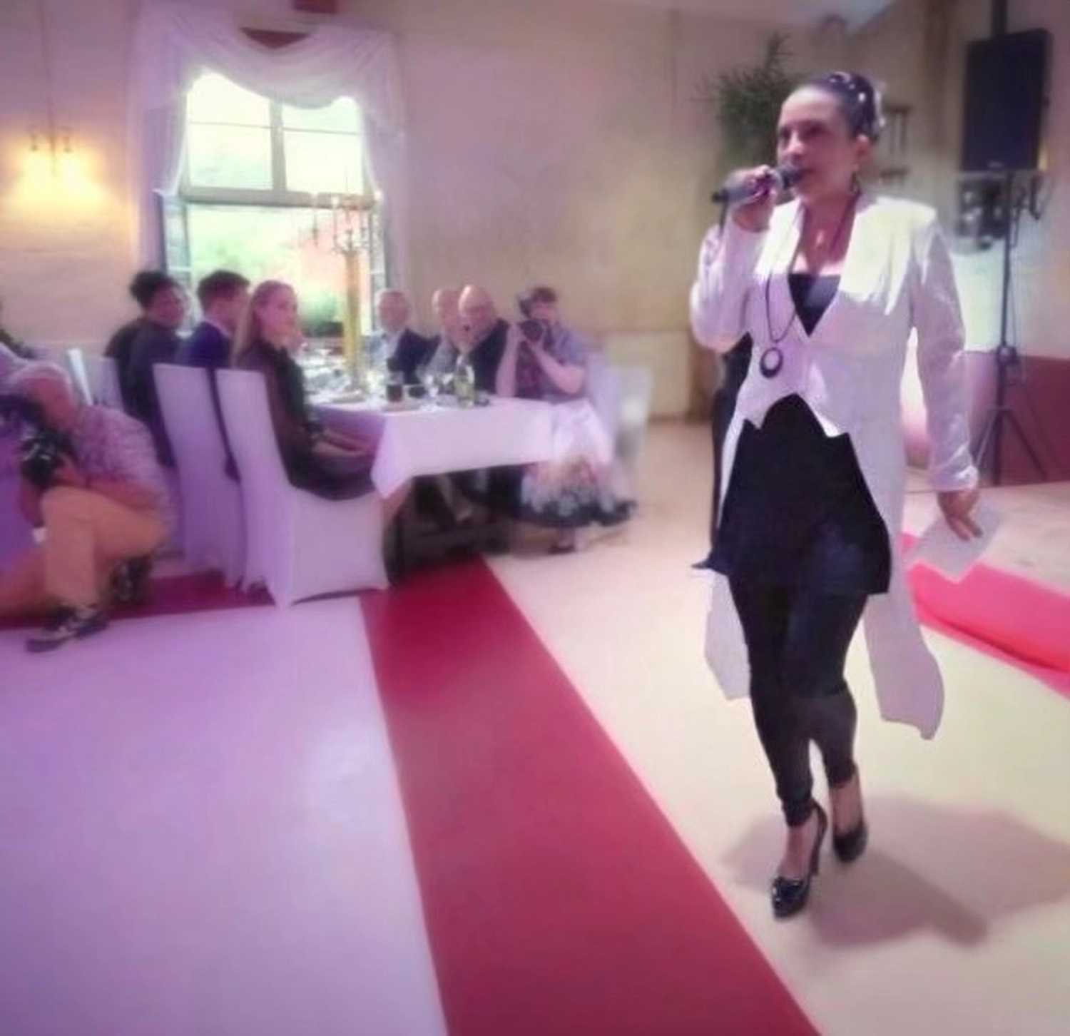 HerzLicht Bea - Sängerin