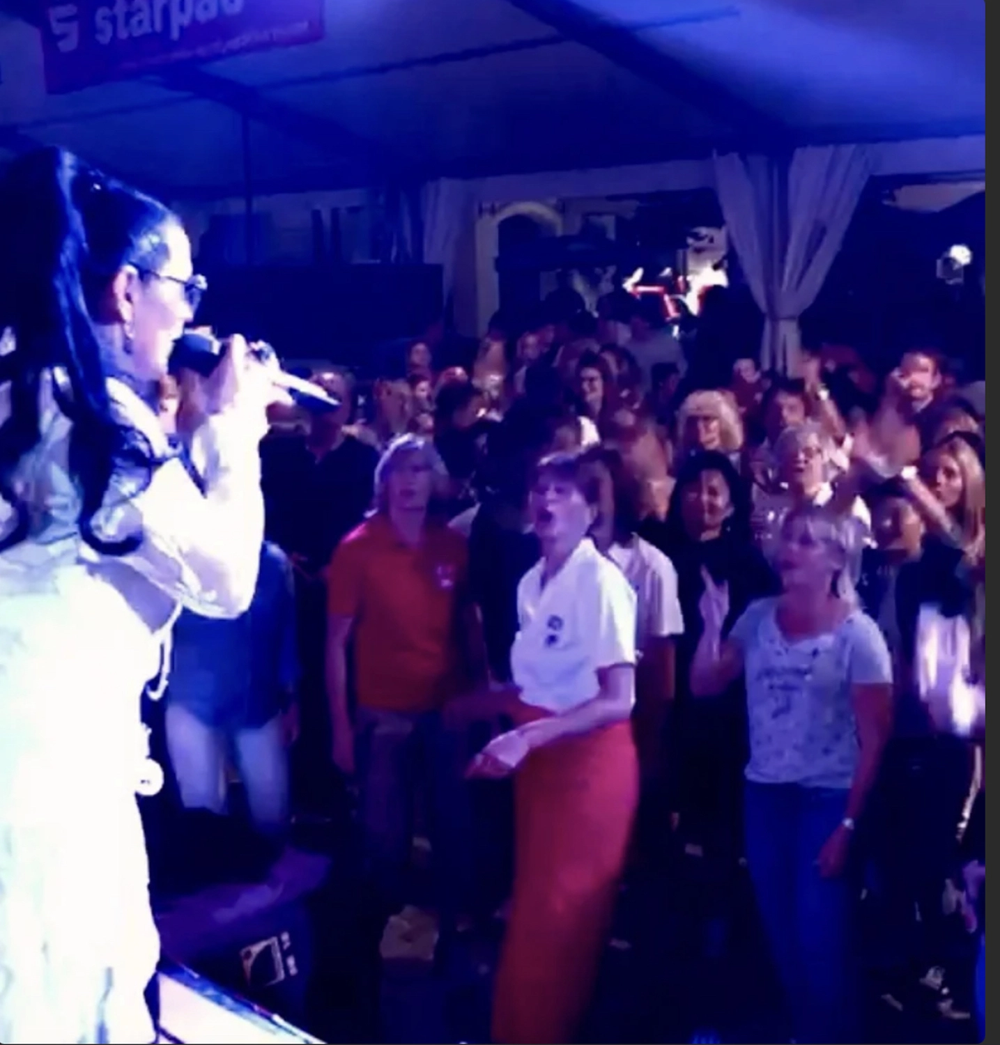 HerzLicht Bea - Sängerin